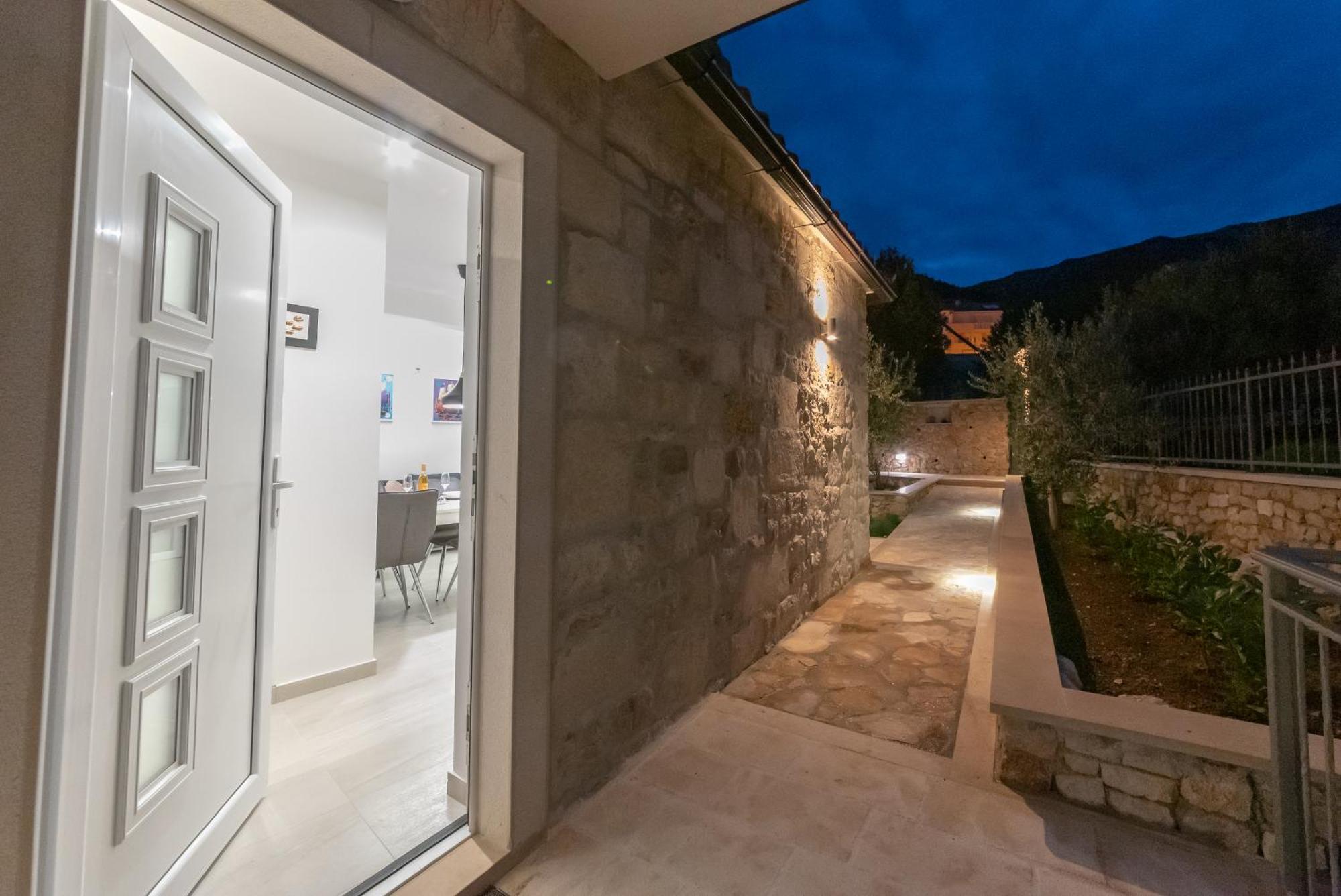 Casa Ol'Bol - Modern Apartment With Seaview And Private Large Backyard Exterior foto